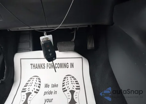 2020 Ford Escape S z USA, uszkodzony, nr VIN 1FMCU0F65LUA21755